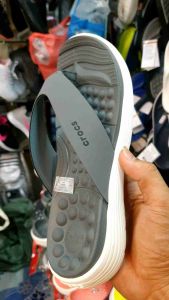 Crocs Reviva Flip for Men (size 39-46) รองเท้า crocs รองเท้าครอส์รองเท้าแตะหนีบ รองเท้านวดเท้า รองเท้าเพื่อสุขภาพผู้ชาย รองเท้าแตะ มีปุ่มๆนวดเท้า รองเท้าแตะหนีบผช ใส่แล้วรู้สึกสะดวกสบาย ใส่แล้วไม่เจ็บตรงหูคีบ