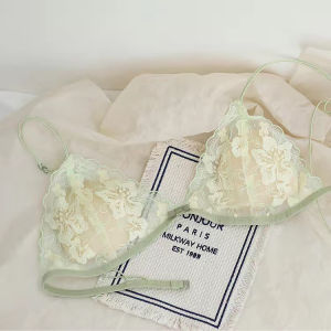 ลูกไม้ถักลายสามเหลี่ยมตัดสไตล์ฝรั่งเศสบราไร้โครงหน้าอกเล็กเสื้อชั้นในระบายอากาศเซ็กซี่ฤดูร้อนใหม่