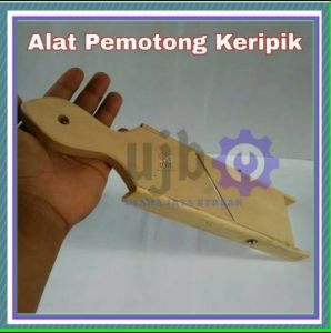 Alat Dapur Parutan Keripik Kentang Singkong Ubi Sukun Kayu Pilihan / Alat Pemotong Pasah Serbaguna Kripik Pisang Kayu terbaik