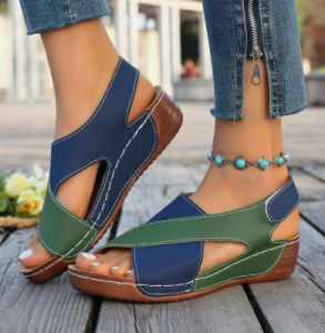 [Free Shipping] New womens sandals for autumn and summer platform thick-soled Velcro closure casual open-toe versatile beach sandals for women