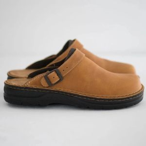 【Free Shipping】New style flat-soled wedge-heeled open-back shallow-cut mens casual large-size sandals and slippers