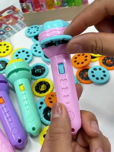 Interactive Childrens Projector Flashlight Portable Learning Toy Discs 48 Pictures Lamp Toy