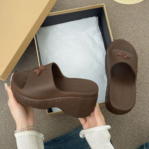 [Free Shipping] 9Cm Thick-Soled Slippers For Petite Women Suitable For Outdoor Wear 2026 New Spring Fashion Versatile Summer Sandals