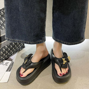 Wulove สายแฟตัวแม่ห้ามพลาด ⚡รองเท้าแตะหญิง รองเท้าหูหนีบ รองเท้าแฟชั่น โดนใจ พส. ทรงสวยใส่ได้ทุกลุค🎀 สบายไม่ปวดเท้ามาพร้อม 4 สีสันสดใสเ