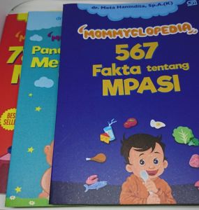 Paket 3 Buku Parenting: Panduan Lengkap Merawat Bayi 0-1 Tahun & MPASI