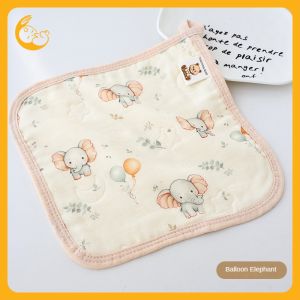 Kisss Baby ผ้าเช็ดหน้าสาลู ผ้าเช็ดตัวน้ำลายเด็ก saliva towel เส้นด้ายฝ้ายหกชั้น ผ้าเช็ดตัวเด็ก นุ่มและระบายอากาศได้ดี ผ้าพันคอสี่เหลี่ยมทารก ผ้าเช็ดหน้าเด็กอนุบาล