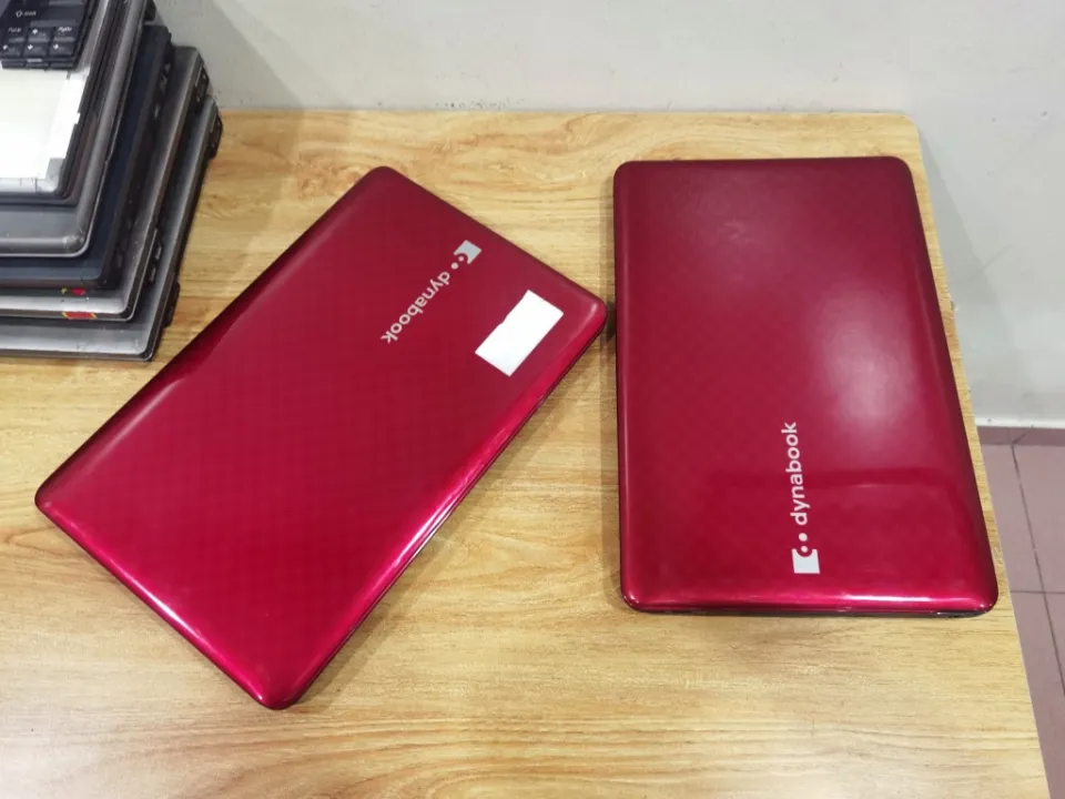Laptop Toshiba Dynabook T351 Red LED 15.6inch ( Intel