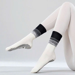 Tất Vớ Cao Cổ Nữ(Loang Màu)Tất Thoáng Khí Có Đính Hạt Silicon Chống Trơn Trượt Freeszie 35-40Tập Yoga Pilates Gym Aerobic