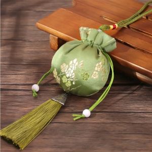 GENENIC Retro Pattern Plum Flower Sachet Jewelry Packaging Dragon Boat Festival Bag Jewelry Storage Bag Fashion Brocade Chinese Style Sachet Bedroom Decoration