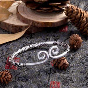 สร้อยข้อมือเปิดเงินชุบโรงงาน สร้อยข้อมือผู้ชายและผู้หญิงสามด้าน