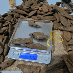 KAYU GAHARU SARANG SEMUT SUMATRA OUD MOHASSAN AGARWOOD ORIGINAL PENGHARUM RUANGAN DUPA BAKAR