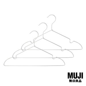 มูจิ เซ็ตไม้แขวนเสื้ออะลูมิเนียมพร้อมร่องแขวน 3 ชิ้น - MUJI Aluminium Laundry Hanger 3 set 42 cm