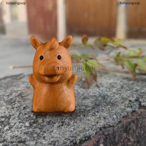 [COD] tunyunguoji 1 2 2026 trang trí ngựa kỳ quái năm mới của Trung Quốc Tượng ngựa hoàng đạo khắc gỗ Đồ trang trí ngựa trang trí máy tính để bàn trang trí xe hơi