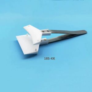 btnx For semiconductor wafers and silicon chips PTFE wide-tip tweezers - acid and alkaline Q3P9R