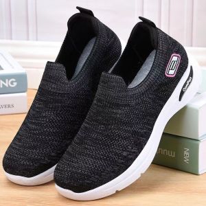 Women Korean Style Breathable Low Cut Slip On Jogging Sneakers Comfort Non-Slip Flat Casual Black Rubber Shoes For Women On Sale