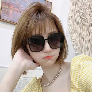 Kính nhựa viền vuông chống tia uv giành cho nam và nữ form to