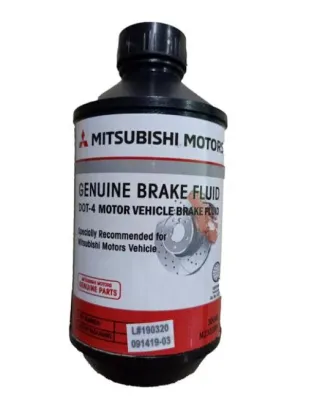 GENUINE Mitsubishi DOT4 Heavy Duty High Temperature Brake Fluid 300mL