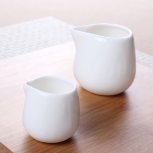 โถนม รายละเอียดประณีต ขวดนม เบา เล็ก น้ำเชื่อมน้ำผึ้ง เก็บนม เครื่องครัวและเครื่องดื่ม น้ำชายามบ่าย