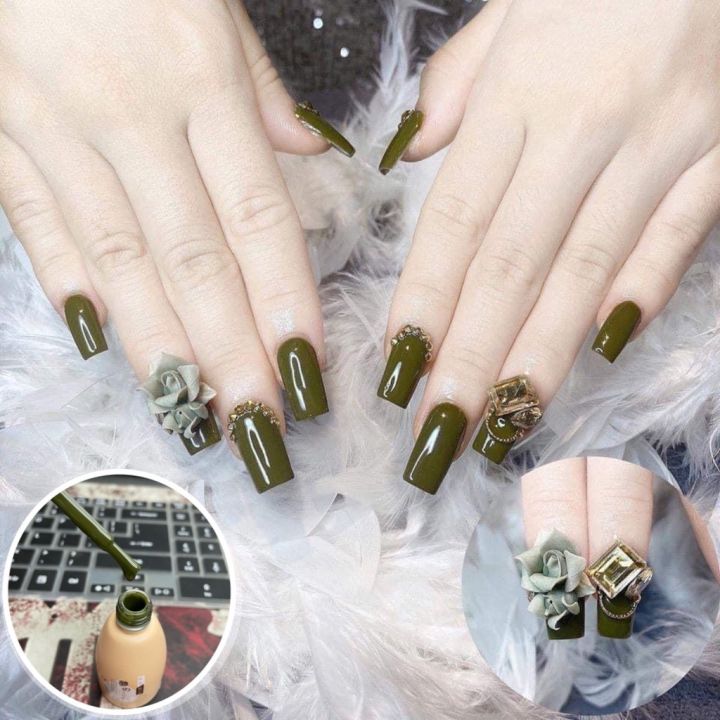 15 mẫu nail xanh rêu đơn giản nhưng đẹp ấn tượng