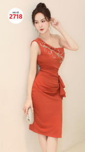 ĐẦM CỔ XÉO DÚN EO NGỰC ĐÍNH HẠT LẤP LÁNH 2718