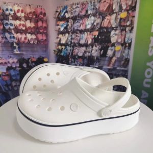 Original Crocss Womens sandals Goods in stock Thick bottom increase slipper