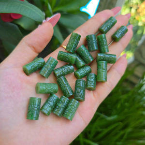 Q1615 Lu thống Ngọc Bích Canada chạm khắc kim tiền sẵn lỗ 2li dùng để xâu vòng cáp mix vòng hạt không kén mệnh - Phong Thuỷ TUDO