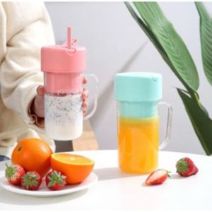 PASAR ASEMKA13 - Blender juice viral portable 420ml + sedotan blender jus usb rechargeable