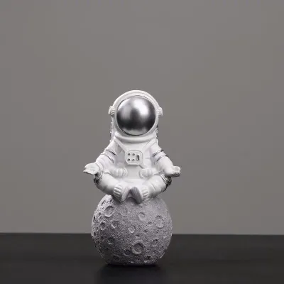 Astronaut Doll Set Home Decoration Sculpture Statue Fashion Spaceman Moon Gift Living Room Bedroom Office Desktop tabletop Deco Accessories Crafts