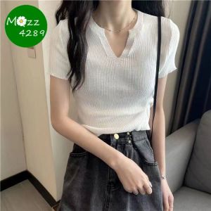 MQzz4289 พร้อมส่ง เสื้อยืดไหมพรม แขนสั้น คอวี ผ้าร่องอย่างดี เสื้อครอป แฟชั่นใหม่ Free Size