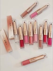 Specially designed for lipstick lip liner lip gloss dual-ended 2-in-1 makeup Matte Contouring Lipstick Mirror Lip Gloss Lip Glaze