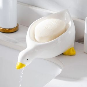 【88HomeStore】PP Creative Duck Soap Dish Bathroom Soap Drain Holder Cute Soap Tray Kids Room Decoration Accessories