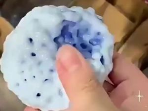 Crunchy Squishy Stress Ball Mainan Viral Fidget Toy Anxiety Stress Squeeze Relief Toy