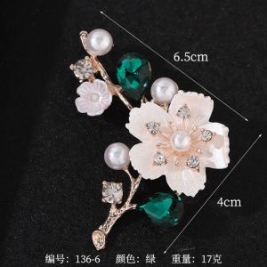 66SK French Style Shell Pearl Flower Leaf Rhinestone Brooch Pin 💐 Kerongsang Gaya Electroplated