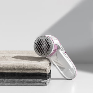 VIVOLILV VIVOLIVE【💥50% off】ที่ขจัดขุยผ้า เครื่องตัดปมด้าย ขนผ้าขึ้นเม็ด ที่ตัดขุยผ้า เสื้อเก่าเป็นเสื้อใหม่ ใช้ง่ายประหยัดเวลา ขนาดกระทัดรัด