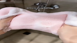 Mút Rửa Mặt Kèm Ngăn Đựng Xà Phòng SP000023