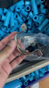 [ส่งฟรี ถูกมาก 1ตัว] กิ๊บรัดเหล็ก 2 นิ้ว ยกลัง เข็มขัดรัดท่อแบบเหล็ก คลิปจับท่อพีวีซี รัดท่อขนาด 2นิ้ว ออกใบกำกับภาษีได้