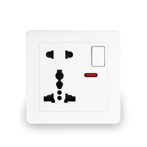 13A 86 Type Household Socket PC Material Wall Socket Universal Five-Hole Socket Single Switch Socket + 2 X USB Charger