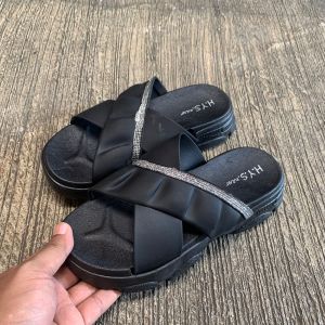 Sandal Wanita Terbaru /Sendal Selop Wedges Jelly HYS NEW 2201-1 BSM New/Sendal Karet Korea Kekinian