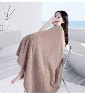 Pineapple grid style size: 70cmx140cm large bath towel for men and women water-absorbent and quick-drying Japanese-style soft coral velvet household bath towel wrap large towel for summer beach swimming