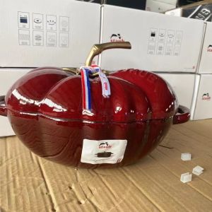 ⚡Ready stock⚡France 25cm Pumpkin Casserole Cast Iron tomato cocotte  with lid dutch oven cooking soup pot Periuk Tomato