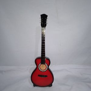Miniatur Gitar Akustik Miniatur Gitar Kayu Tinggi 25 cm Kwalitas Oke Untuk Kado Hadiah Koleksi dan Panjangan