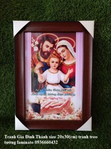Tranh gia đình Thánh size 20x30(cm) khung viền nâu đen tranh laminate treo tường công giáo