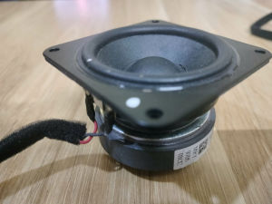 Củ loa toàn dải tháo loa 2.25inch 4Ohm 10W từ kép châm lớn loa chất lượng cao . Giá 1 cái