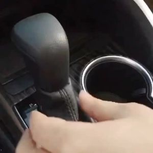 Lever Gear Stick Shift Knob Head for Toyoto Avalon Camry Xv70 Corolla Levin 2018 2019 2020 Leather Gearshift 1pcs