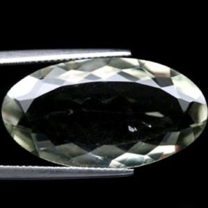 Natural Kunzite : 17.75 Carat : VVS : 15.4 x 28.0 x 5.8 mm