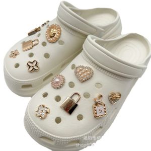 12Pcs Crocs Jibbitz Charms Removable Diamond Inlaid Teddy Bear Butterfly Shoe Buckle Decoration for Crocs