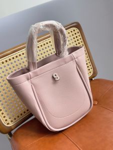 KUNOGIGI vegetable basket small niche bag womens advanced sense commuter leather bucket bag brown shoulder bag