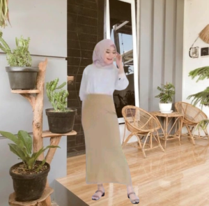 Rok Knit Pergelangan Tangan Maternity Ukuran Besar - Warna Solid Bahan Rajut Bernapas