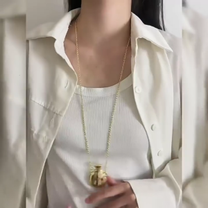 Minimalist Designs Long Metal Necklace with Small Vase Pendant Add Charm to Outfits Present for Fashion Individuals