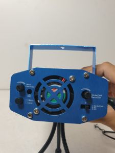 Đèn chiếu sáng mini sân khấu vũ trường tia sáng cực đẹp
